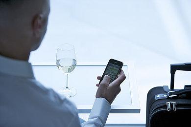 极难+极唯美=？深海唯美单机《逐光之旅》7月8日开放试玩